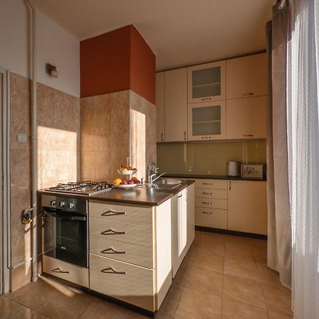 Loggia Apartman Győr Buitenkant foto