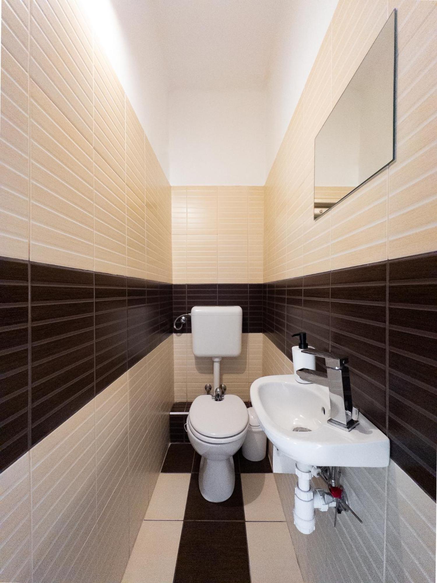 Loggia Apartman Győr Buitenkant foto