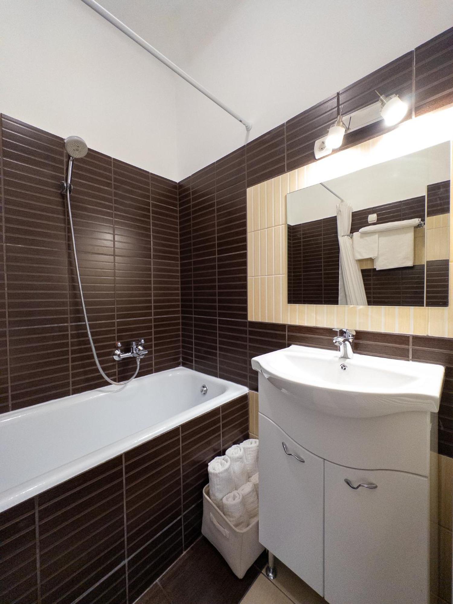 Loggia Apartman Győr Buitenkant foto